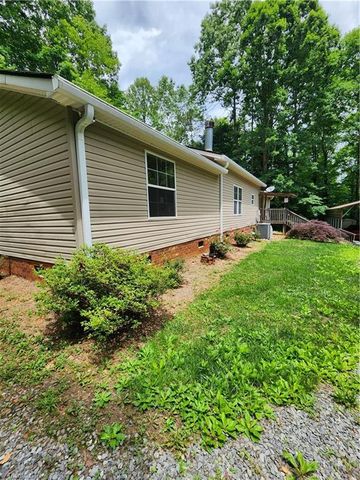 3634 Shoals Road, East Bend, NC 27018