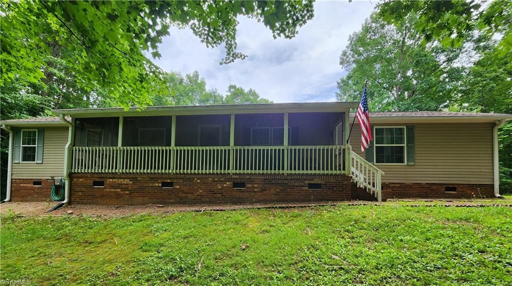 3634 Shoals Road, East Bend, NC 27018