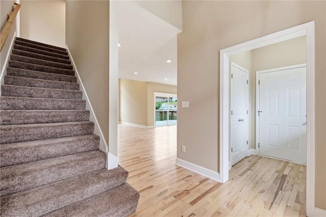 7402 Palmer Avenue, Kansas City, MO 64133