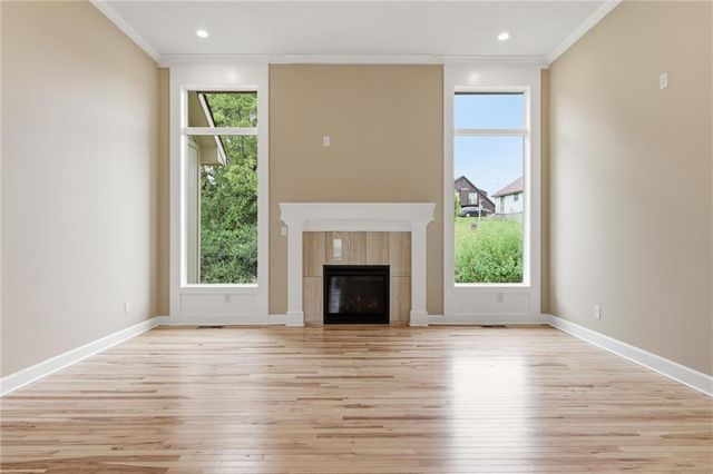 7402 Palmer Avenue, Kansas City, MO 64133