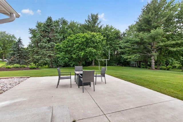 N2935 VALLEY VIEW DRIVE, Hortonville, WI 54944