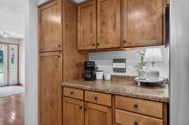 N2935 VALLEY VIEW DRIVE, Hortonville, WI 54944