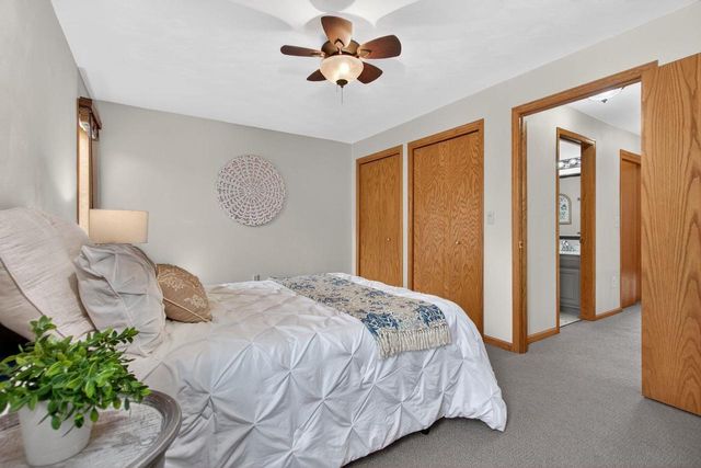 N2935 VALLEY VIEW DRIVE, Hortonville, WI 54944