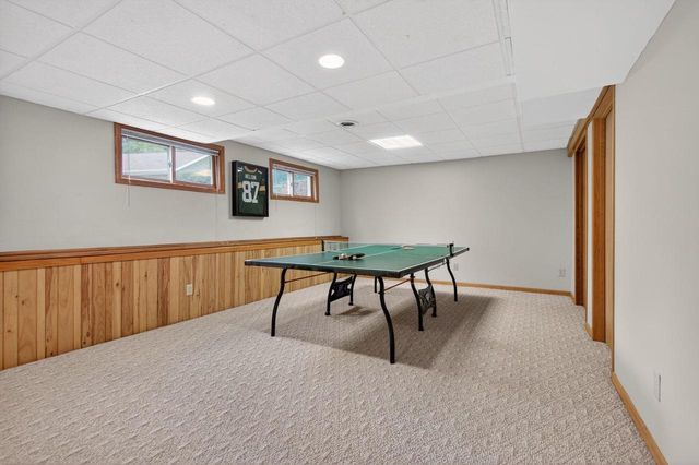 N2935 VALLEY VIEW DRIVE, Hortonville, WI 54944