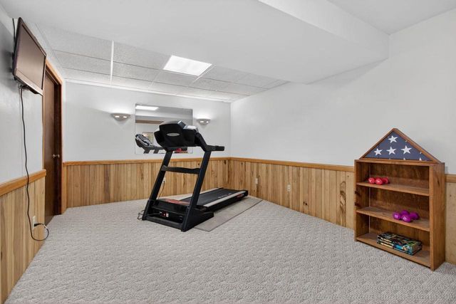 N2935 VALLEY VIEW DRIVE, Hortonville, WI 54944
