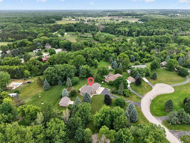 N2935 VALLEY VIEW DRIVE, Hortonville, WI 54944