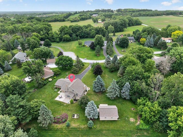 N2935 VALLEY VIEW DRIVE, Hortonville, WI 54944