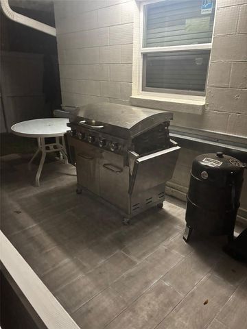 4127 28TH AVENUE N, St Petersburg, FL 33713