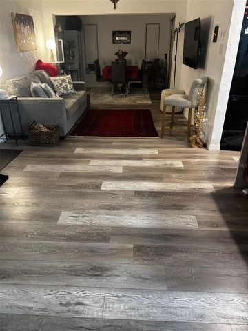 4127 28TH AVENUE N, St Petersburg, FL 33713