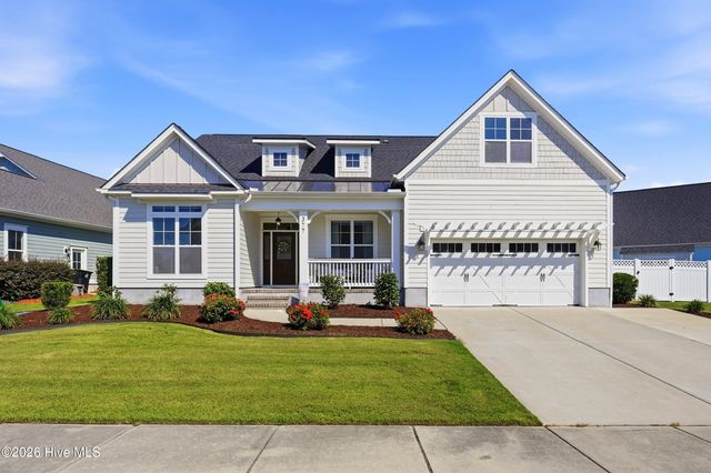 377 Spicer Lake Drive, Holly Ridge, NC 28445