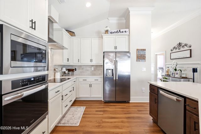 377 Spicer Lake Drive, Holly Ridge, NC 28445