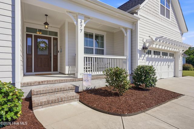 377 Spicer Lake Drive, Holly Ridge, NC 28445