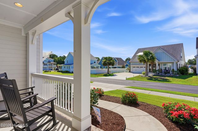 377 Spicer Lake Drive, Holly Ridge, NC 28445