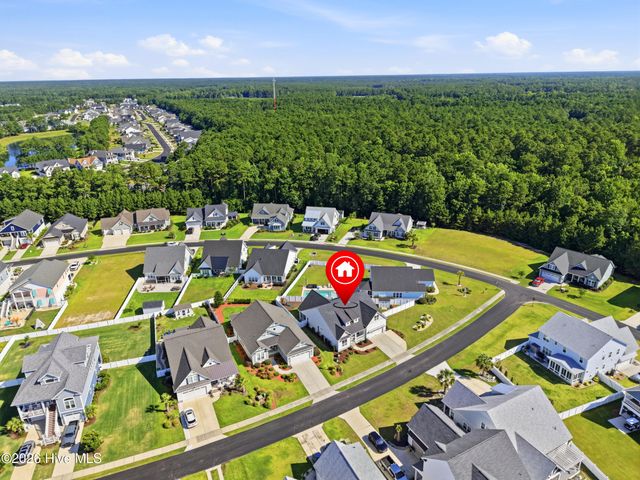 377 Spicer Lake Drive, Holly Ridge, NC 28445