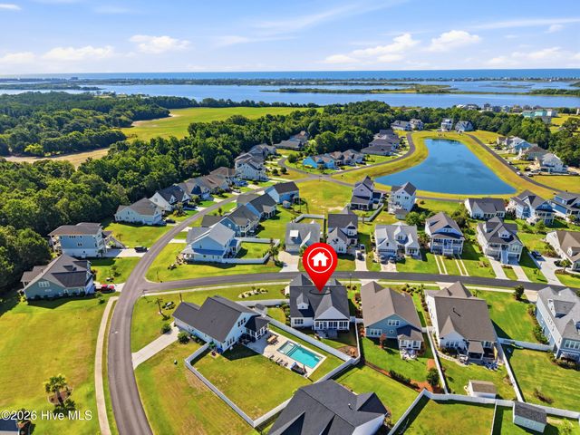 377 Spicer Lake Drive, Holly Ridge, NC 28445