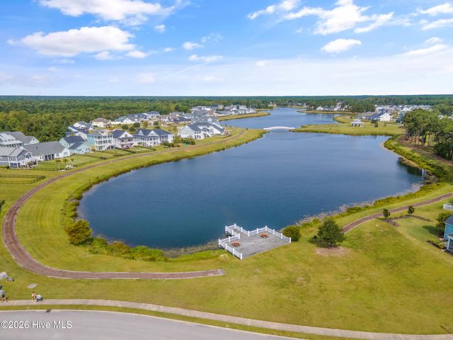 377 Spicer Lake Drive, Holly Ridge, NC 28445