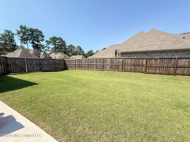 143 Magnolia Pl Circle, Brandon, MS 39047