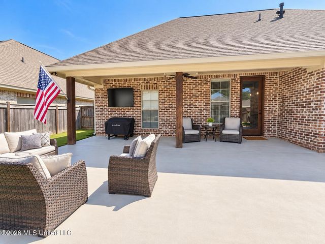 143 Magnolia Pl Circle, Brandon, MS 39047