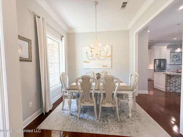 143 Magnolia Pl Circle, Brandon, MS 39047