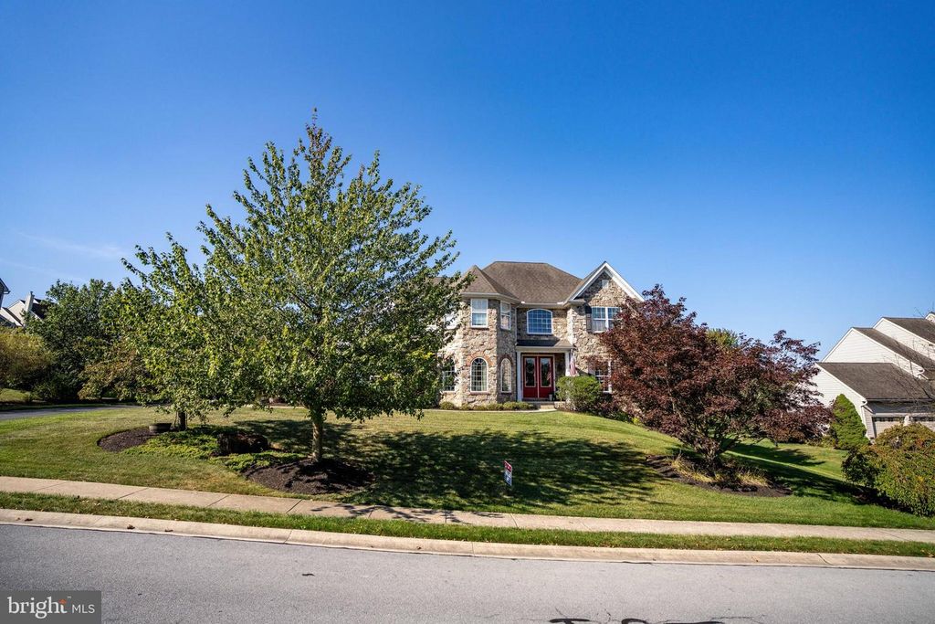 2704 WESTHAMPTON TER, Elizabethtown, PA 17022