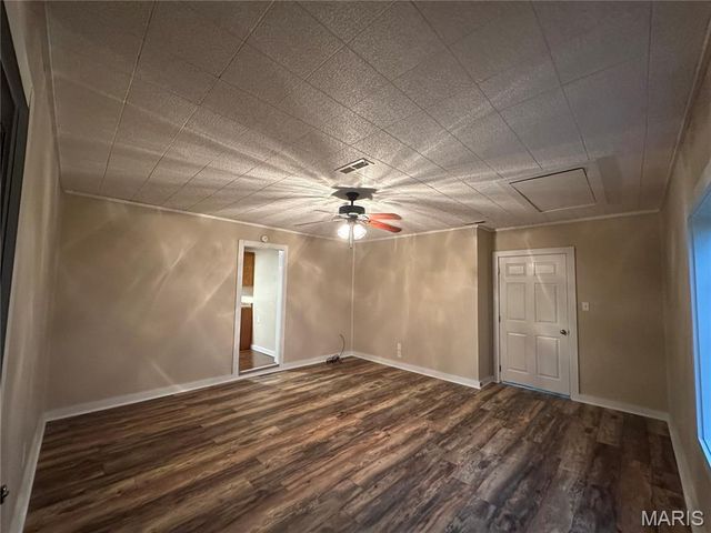 800 S Hickory Street, Salem, MO 65560