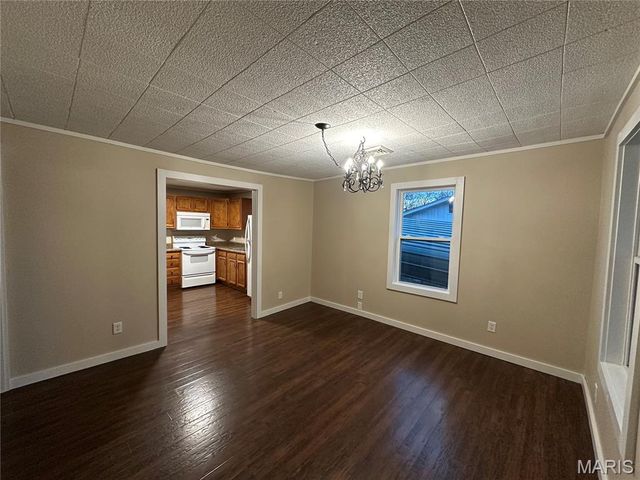 800 S Hickory Street, Salem, MO 65560