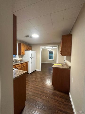 800 S Hickory Street, Salem, MO 65560