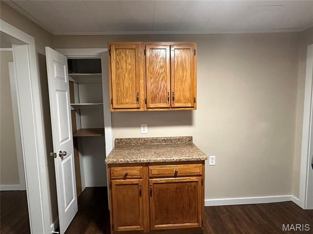 800 S Hickory Street, Salem, MO 65560