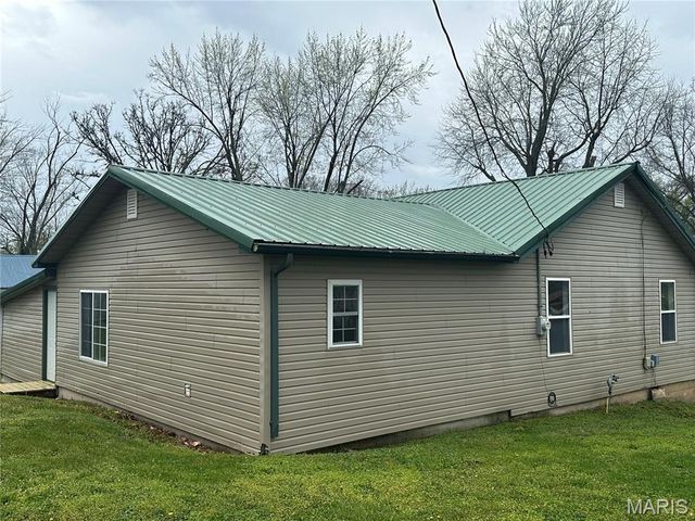 800 S Hickory Street, Salem, MO 65560