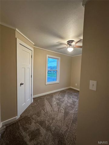 800 S Hickory Street, Salem, MO 65560