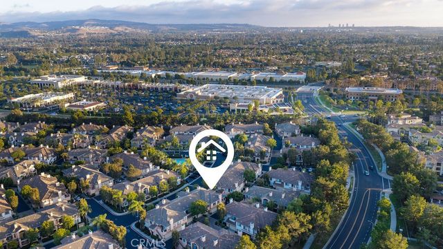 2600 Ladrillo Aisle, Irvine, CA 92606