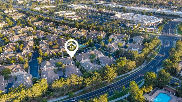 2600 Ladrillo Aisle, Irvine, CA 92606