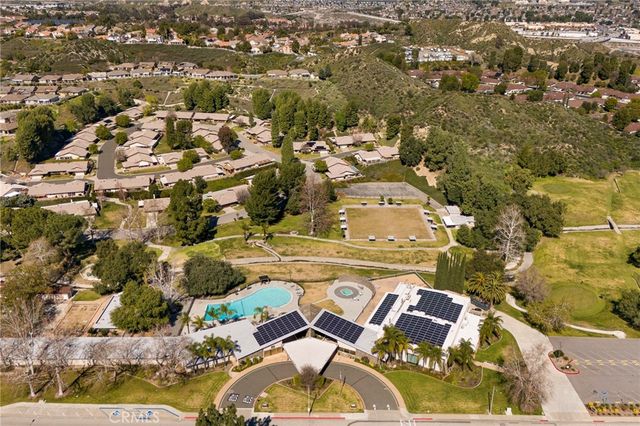 26807 Circle Of The Oaks, Newhall, CA 91321