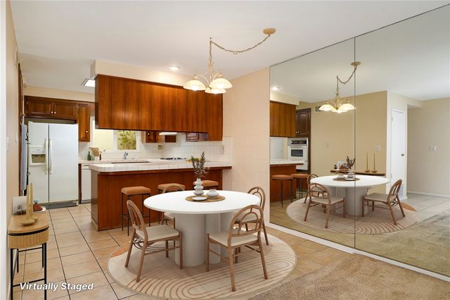 26807 Circle Of The Oaks, Newhall, CA 91321