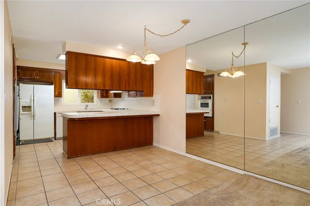 26807 Circle Of The Oaks, Newhall, CA 91321