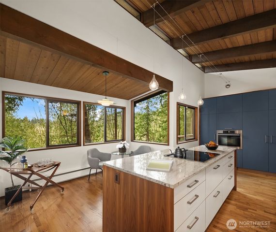 635 NW 178th Place, Shoreline, WA 98177