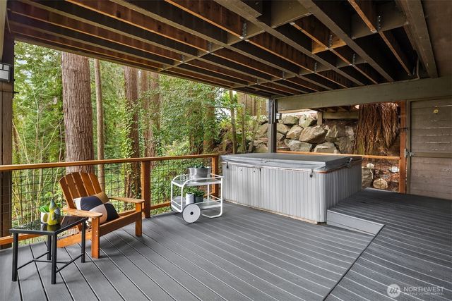 635 NW 178th Place, Shoreline, WA 98177