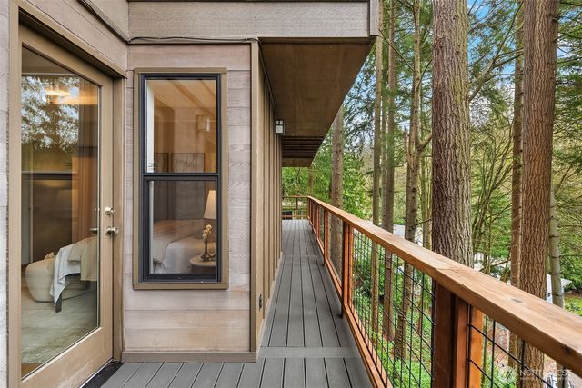 635 NW 178th Place, Shoreline, WA 98177