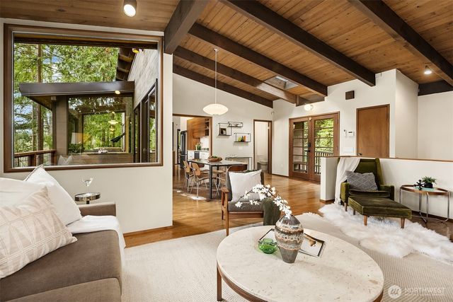 635 NW 178th Place, Shoreline, WA 98177