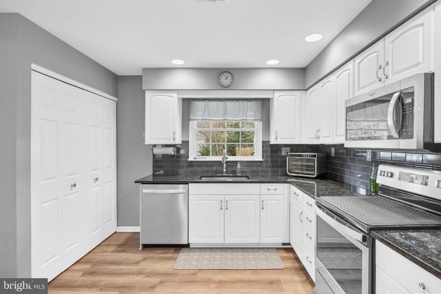 14 THISTLE LN, Cape May, NJ 08204