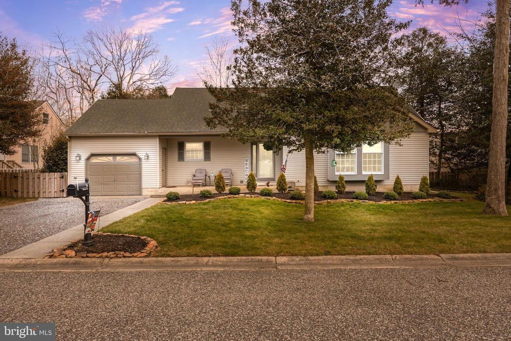 14 THISTLE LN, Cape May, NJ 08204