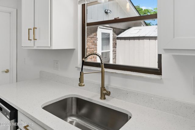 2403 SOURWOOD Court, Orange Park, FL 32065