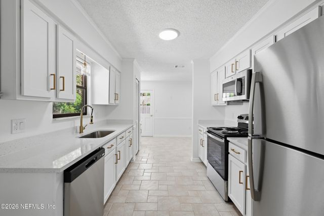 2403 SOURWOOD Court, Orange Park, FL 32065