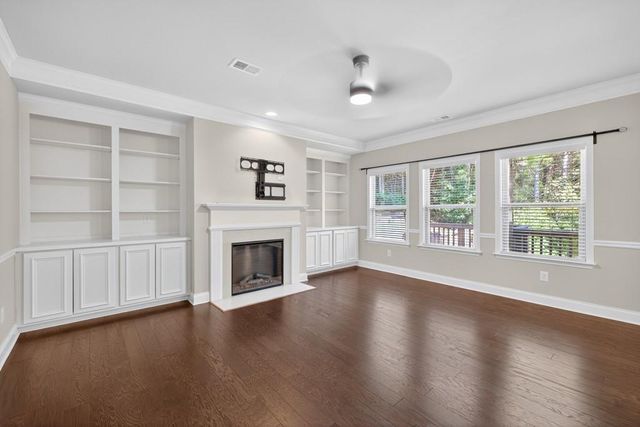 484 CRESTMONT Lane, Canton, GA 30114