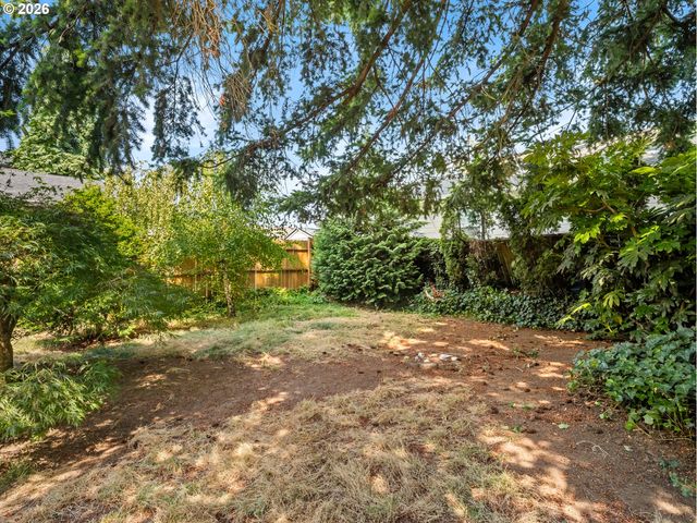 7448 Se 51ST Ave, Portland, OR 97206