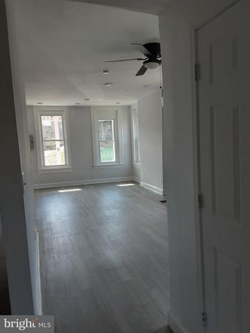 39 E CHURCH LN, Philadelphia, PA 19144