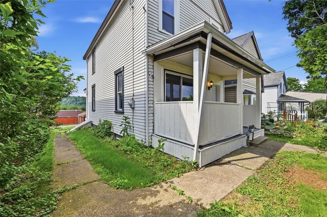 2686 5th St, Monroeville, PA 15146
