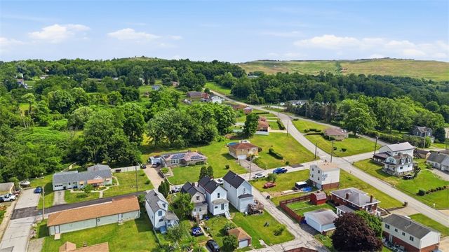 2686 5th St, Monroeville, PA 15146
