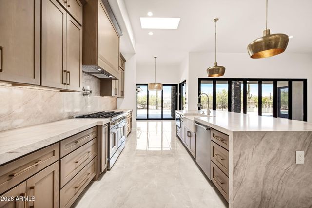 30323 N 66TH Street, Cave Creek, AZ 85331
