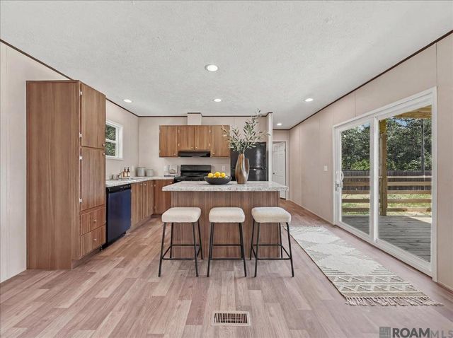 37730 Webb Rd, Denham Springs, LA 70706